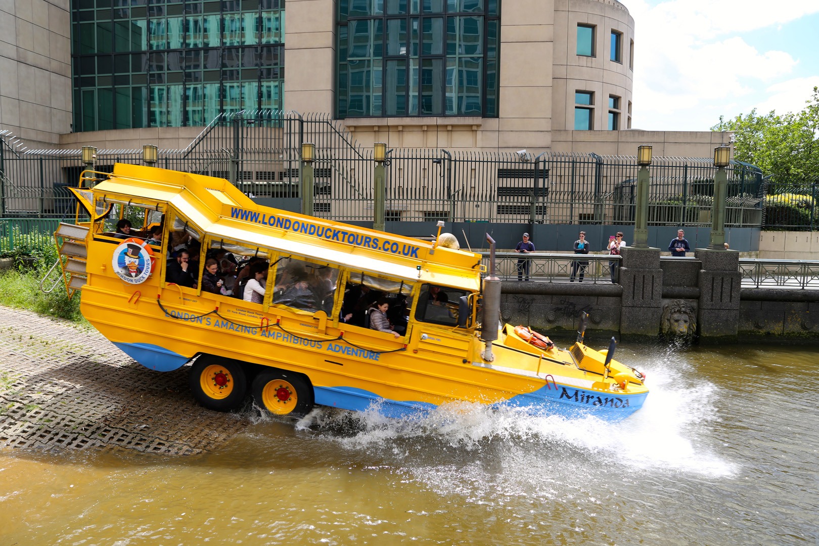 london boat bus tour